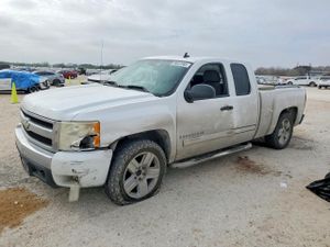 Chevrolet Silverado 1500 C1500 5.3L 8 2007