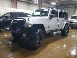 Jeep Wrangler SAHARA 3.6L 6 2015