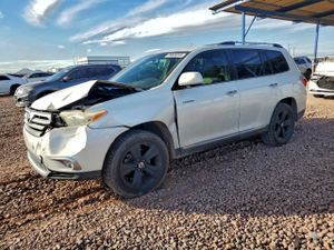 Toyota Highlander LIMITED 3.5L 6 2013