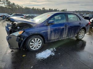 Toyota Corolla BASE 1.8L 4 2013