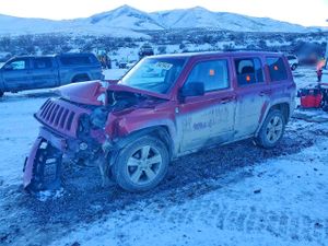 Jeep Patriot LATITUDE 2.4L 4 2015