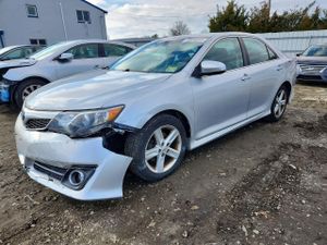 Toyota Camry L 2.5L 4 2014