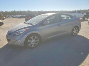 Hyundai Elantra GLS 1.8L 4 2013