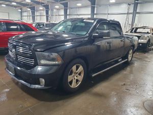 RAM 1500 SPORT 5.7L 8 2015