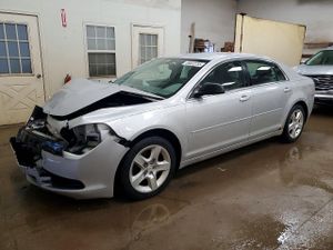 Chevrolet Malibu LS 2.4L 4 2012