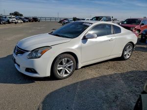 Nissan Altima S 2.5L 4 2010
