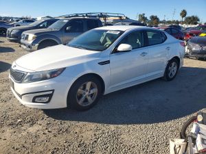 Kia Optima LX 2.4L 4 2015