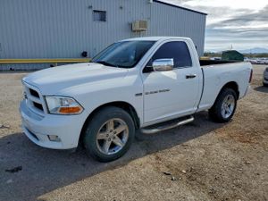 Dodge RAM ST 5.7L 8 2012
