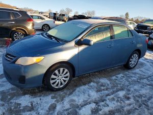 Toyota Corolla BASE 1.8L 4 2013