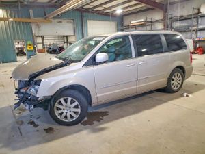 Chrysler Town & Country TOURING 3.6L 6 2013