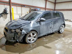 Chevrolet Aveo (Sonic) LTZ 1.8L 4 2013