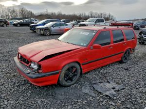 Volvo 850 BASE 2.4L 5 1996