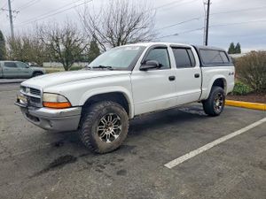 Dodge Dakota QUAD SLT 4.7L 8 2004