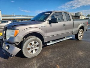 Ford F-150 SUPER CAB 5.0L 8 2013