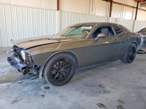 Dodge Challenger SE 3.5L 6 2010