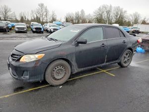 Toyota Corolla BASE 1.8L 4 2013