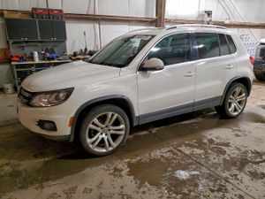 Volkswagen Tiguan S 2.0L 4 2012