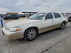 Lincoln Town Car SIGNATURE LIMITED 4.6L 8 2005