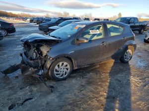 Toyota Prius 1.5L 4 2015