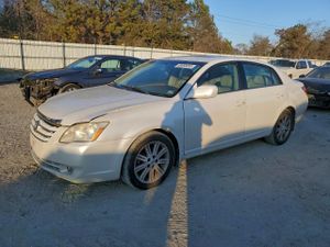 Toyota Avalon XL 3.5L 6 2006