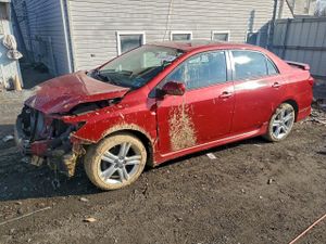 Toyota Corolla BASE 1.8L 4 2013