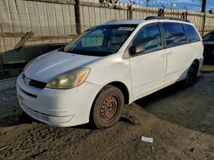 Toyota Sienna CE 3.3L 6 2004