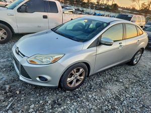 Ford Focus SE 2.0L 4 2014