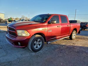 RAM 1500 ST 5.7L 8 2015
