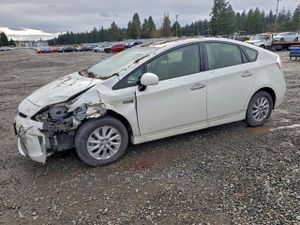 Toyota Prius 1.8L 4 2012