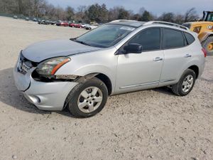 Nissan Rogue S 2.5L 4 2014