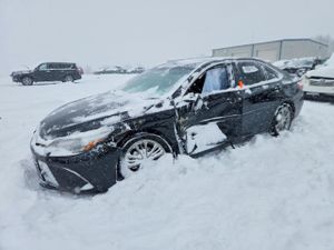 Toyota Camry LE 2.5L 4 2015
