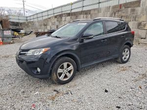 Toyota Rav4 XLE 2.5L 4 2014