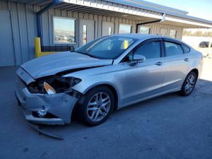 Ford Fusion SE 1.5L 4 2014