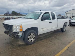 Chevrolet Silverado 1500 C1500 LT 5.3L 8 2013