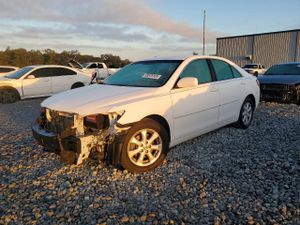 Toyota Camry BASE 2.5L 4 2010