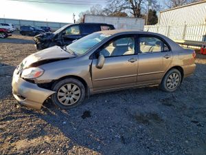 Toyota Corolla CE 1.8L 4 2004