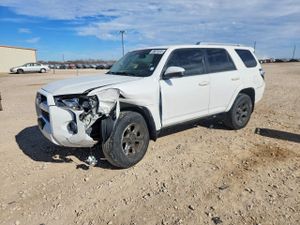 Toyota 4Runner SR5 4.0L 6 2015