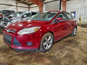 Ford Focus SE 2.0L 4 2014