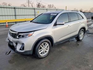 Kia Sorento LX 2.4L 4 2015