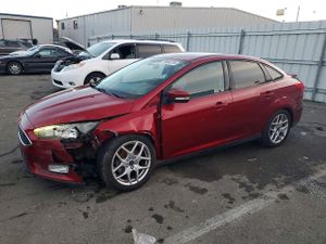 Ford Focus SE 2.0L 4 2015