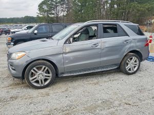Mercedes-Benz ML 350 3.5L 6 2015