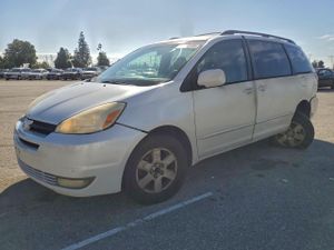 Toyota Sienna XLE 3.3L 6 2004