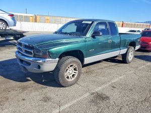 Dodge Dakota 4.7L 8 2000