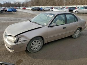 Toyota Corolla CE 1.8L 4 2001