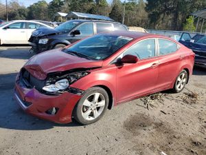 Hyundai Elantra GLS 1.8L 4 2013