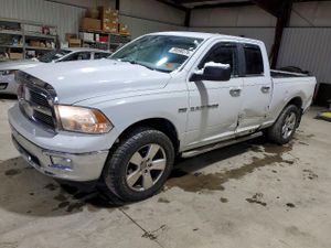 Dodge RAM SLT 5.7L 8 2012