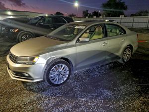 Volkswagen Jetta SE 1.8L 4 2015