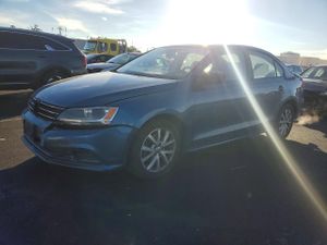 Volkswagen Jetta SE 1.8L 4 2015