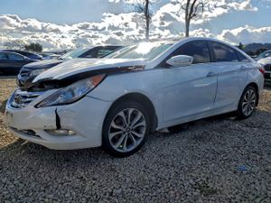 Hyundai Sonata SE 2.0L 4 2013