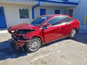 Ford Focus TITANIUM 2.0L 4 2013